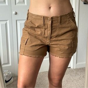 A&E Light Brown 90’s Boyfriend Short